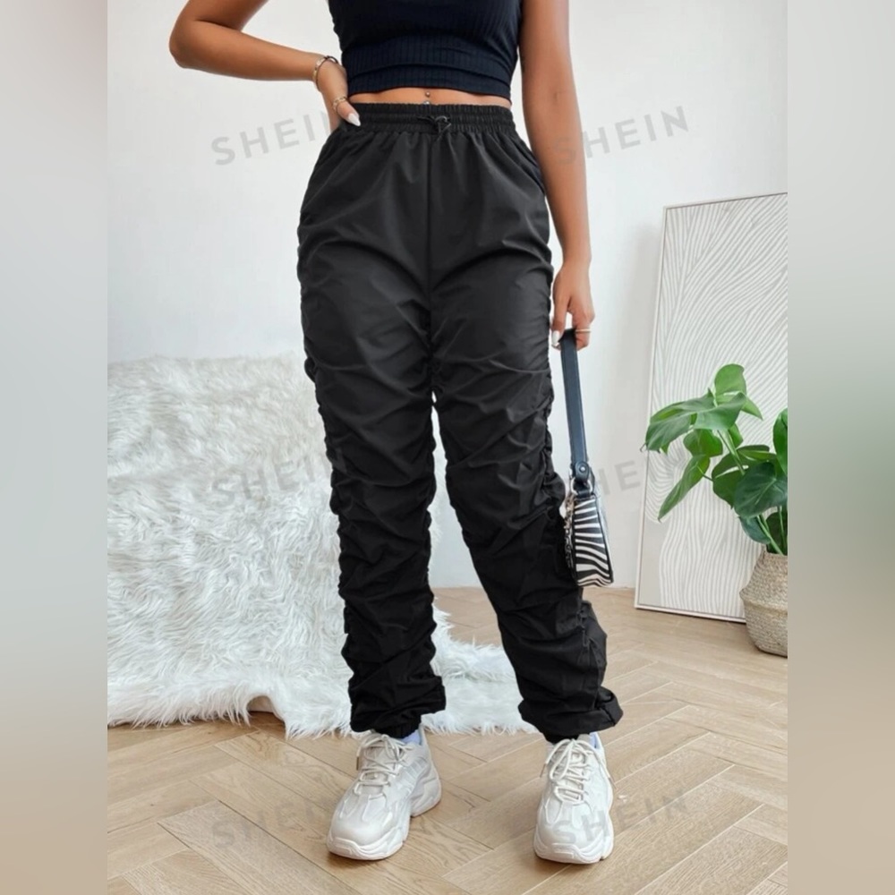 Drawstring Waist Ruched Pants 🖤 - Picture 2 of 5